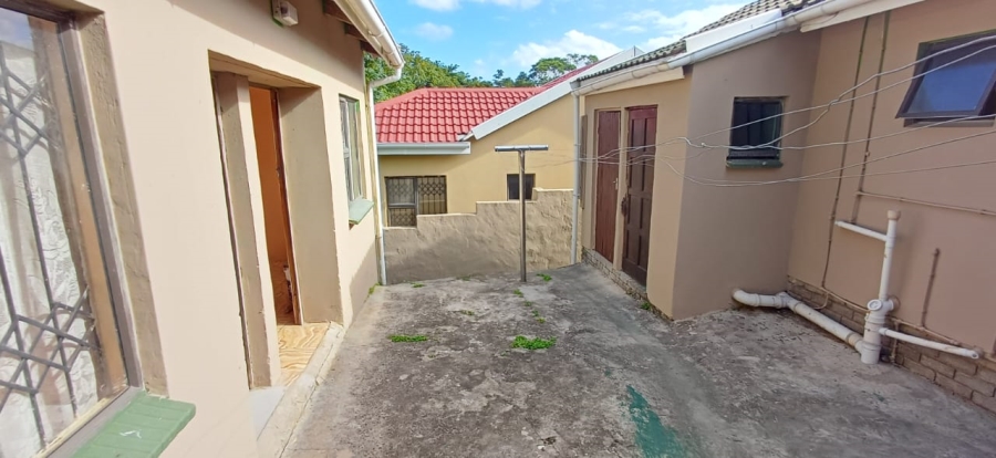 7 Bedroom Property for Sale in Haven Hills Eastern Cape